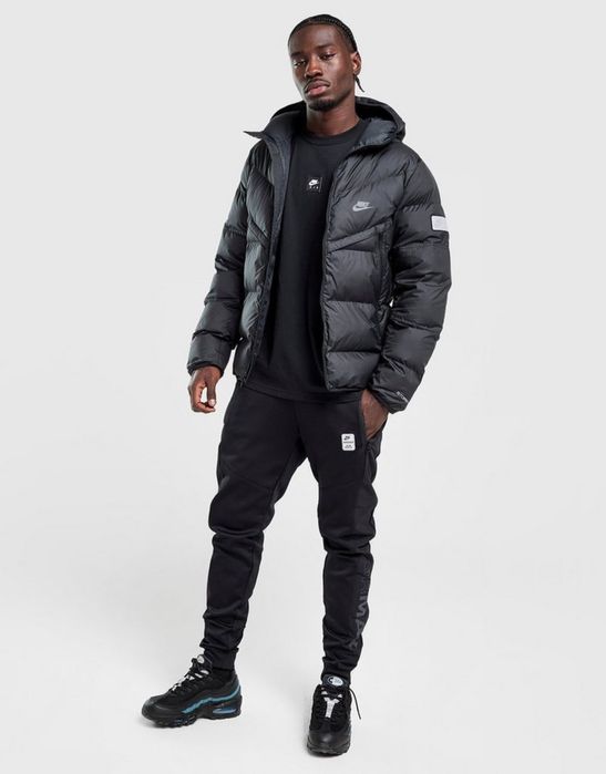 Куртка Nike AIR MAX , оригинал новая