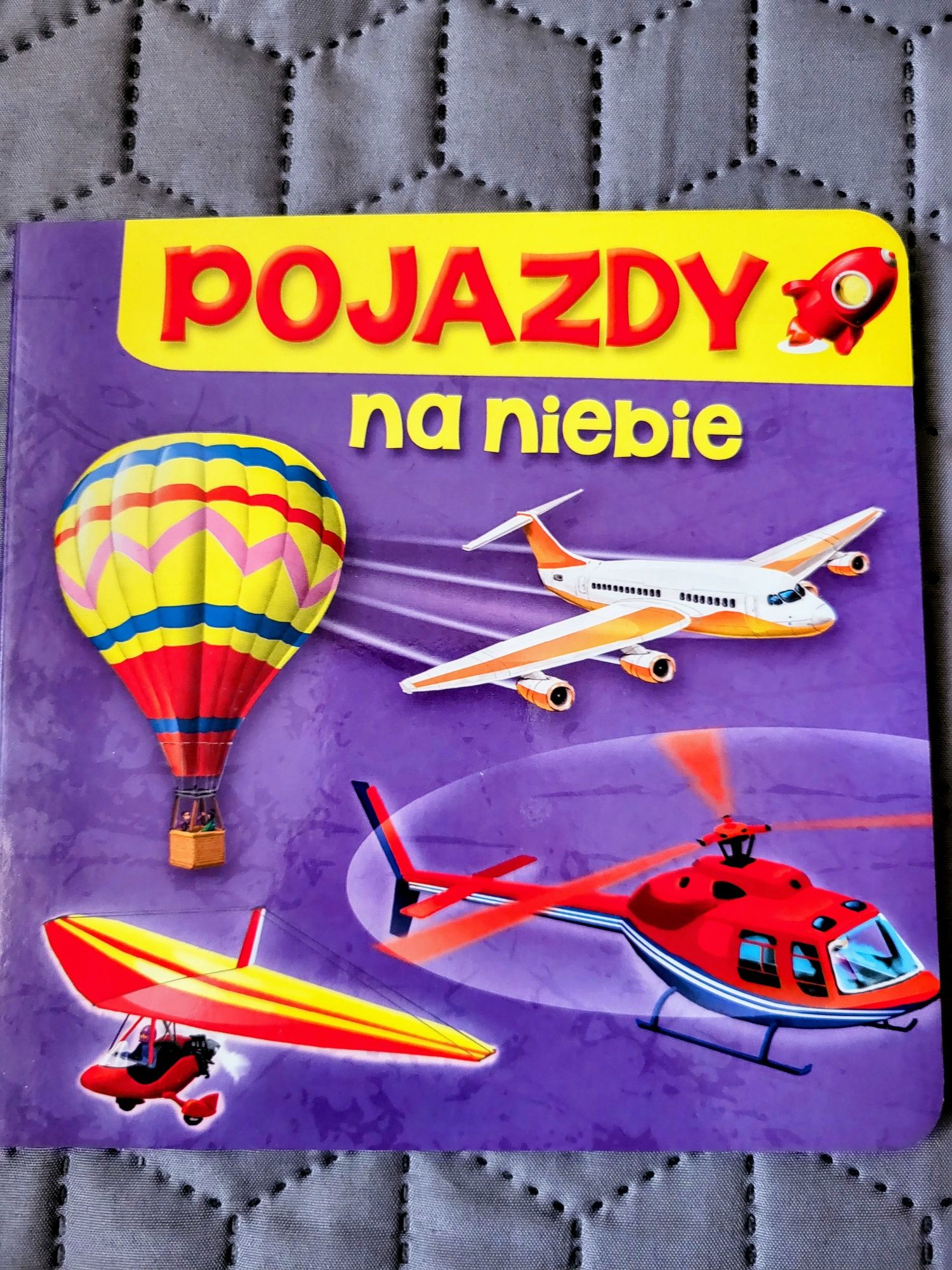 Pojazdy na wodzie, Pojazdy na niebie