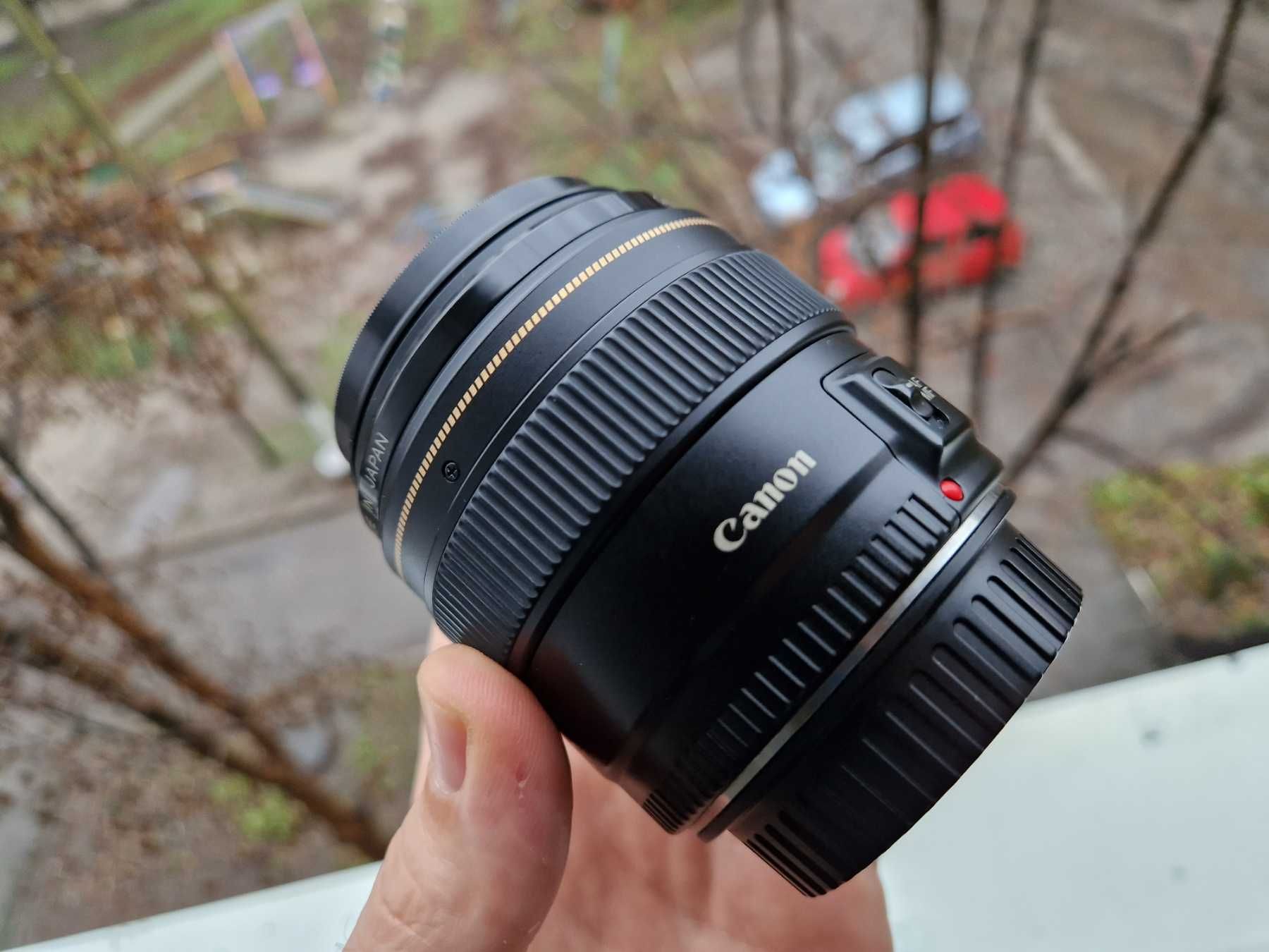 Canon ef 85mm f/1.8  +фільтр