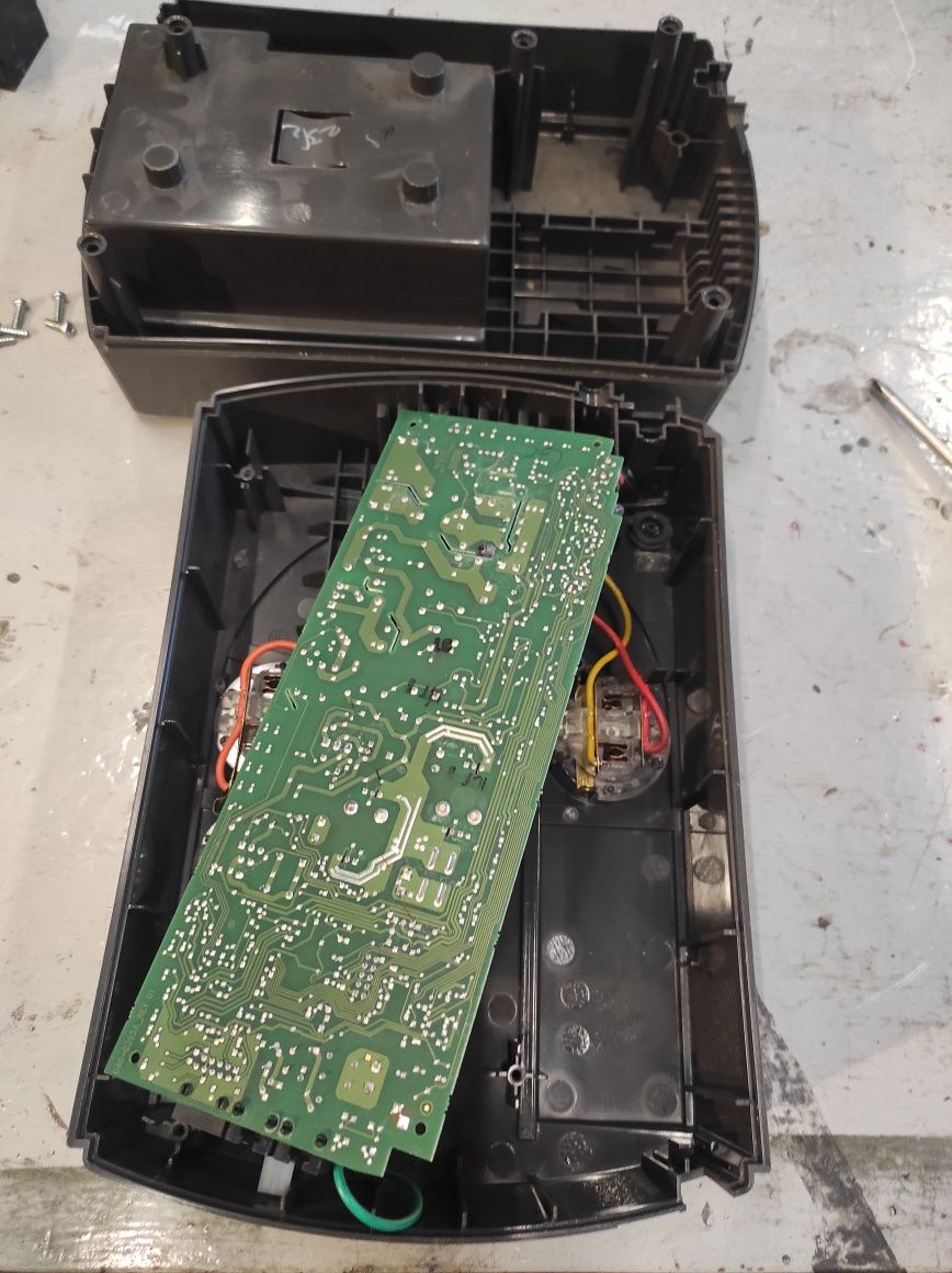 Плата от бесперебойника APC BE525