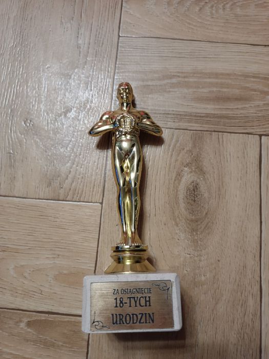 Puchar - prezent na 18 -naste urodziny