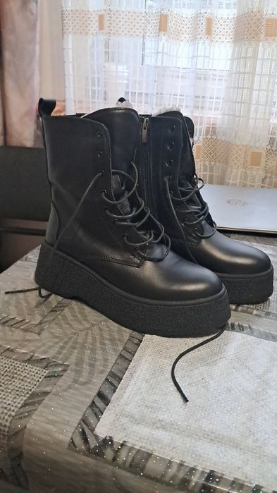 Черевики , сапоги , ботинки , черевики