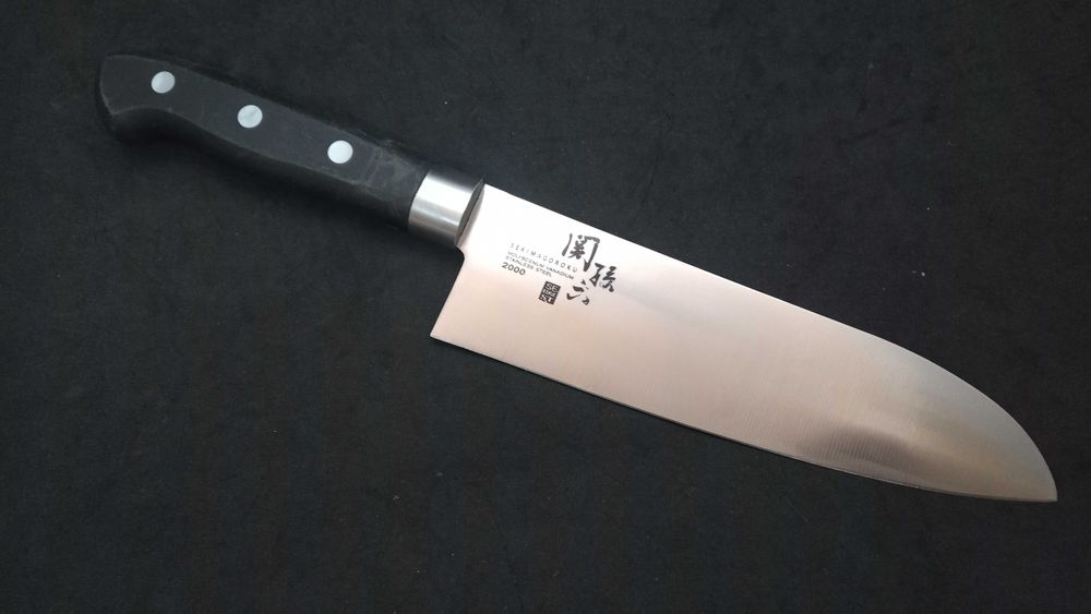 Nóż japoński KAI Sekimagoroku Wakatake santoku