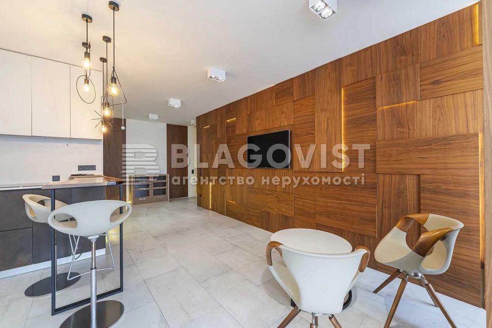 3-х кімнатна квартира 92  м2 ,  ГолосіЇво , Практична , 2