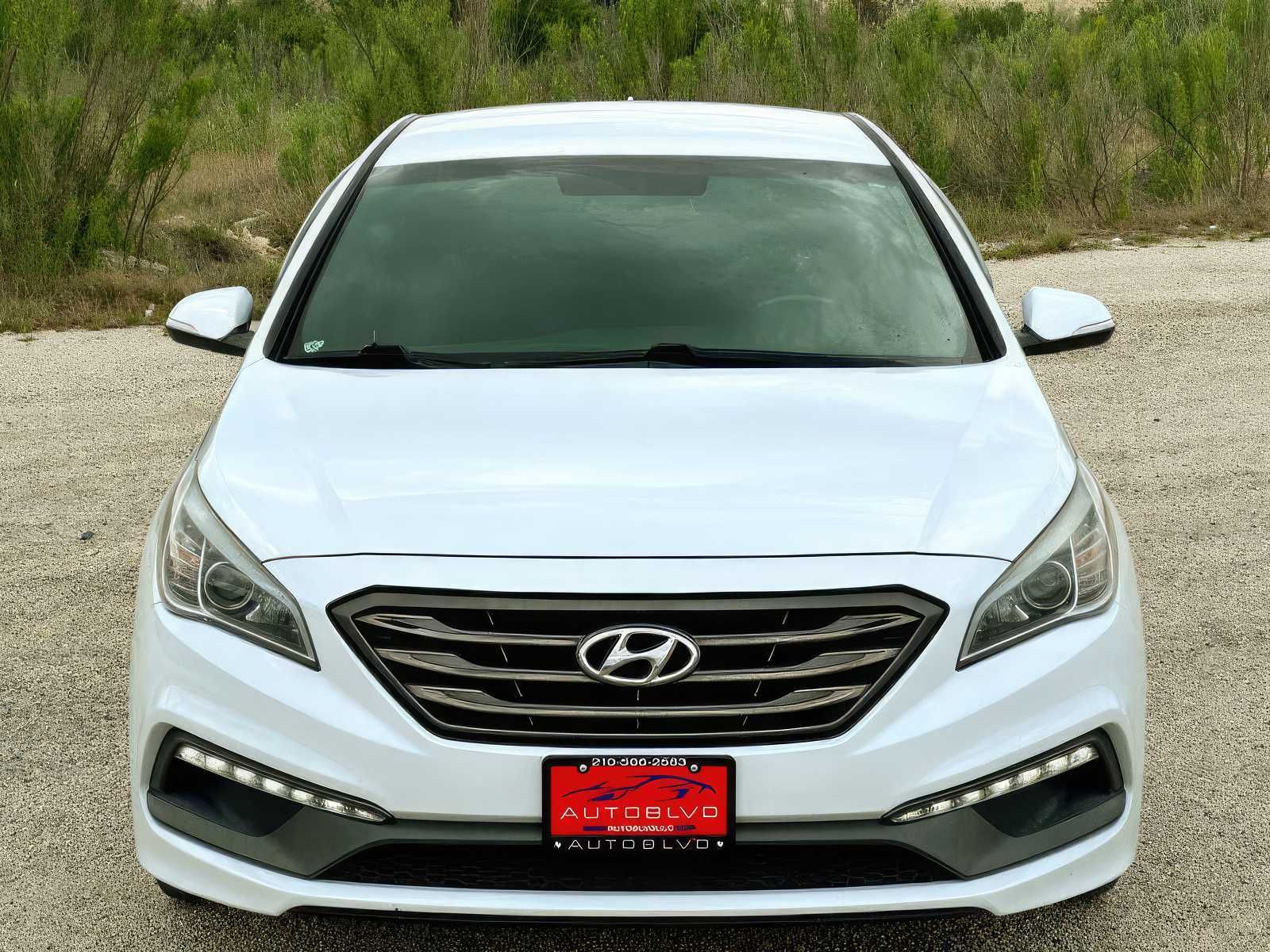 2017 Hyundai Sonata Sport .