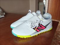 Turfy buty do piłki nożnej New Balance rozm.40.