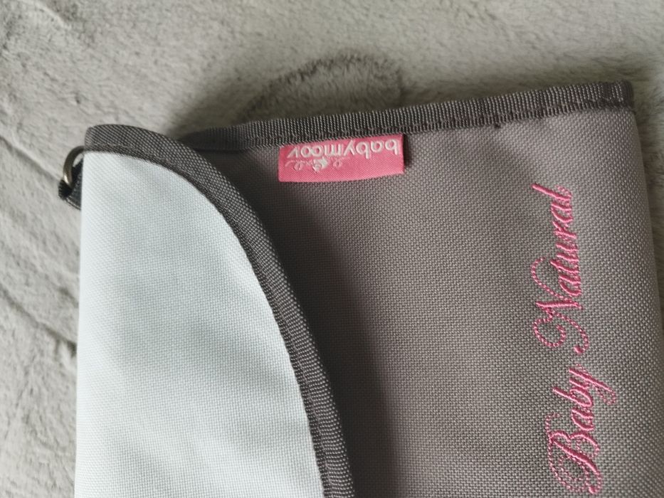 Mata do przewijania niemowląt