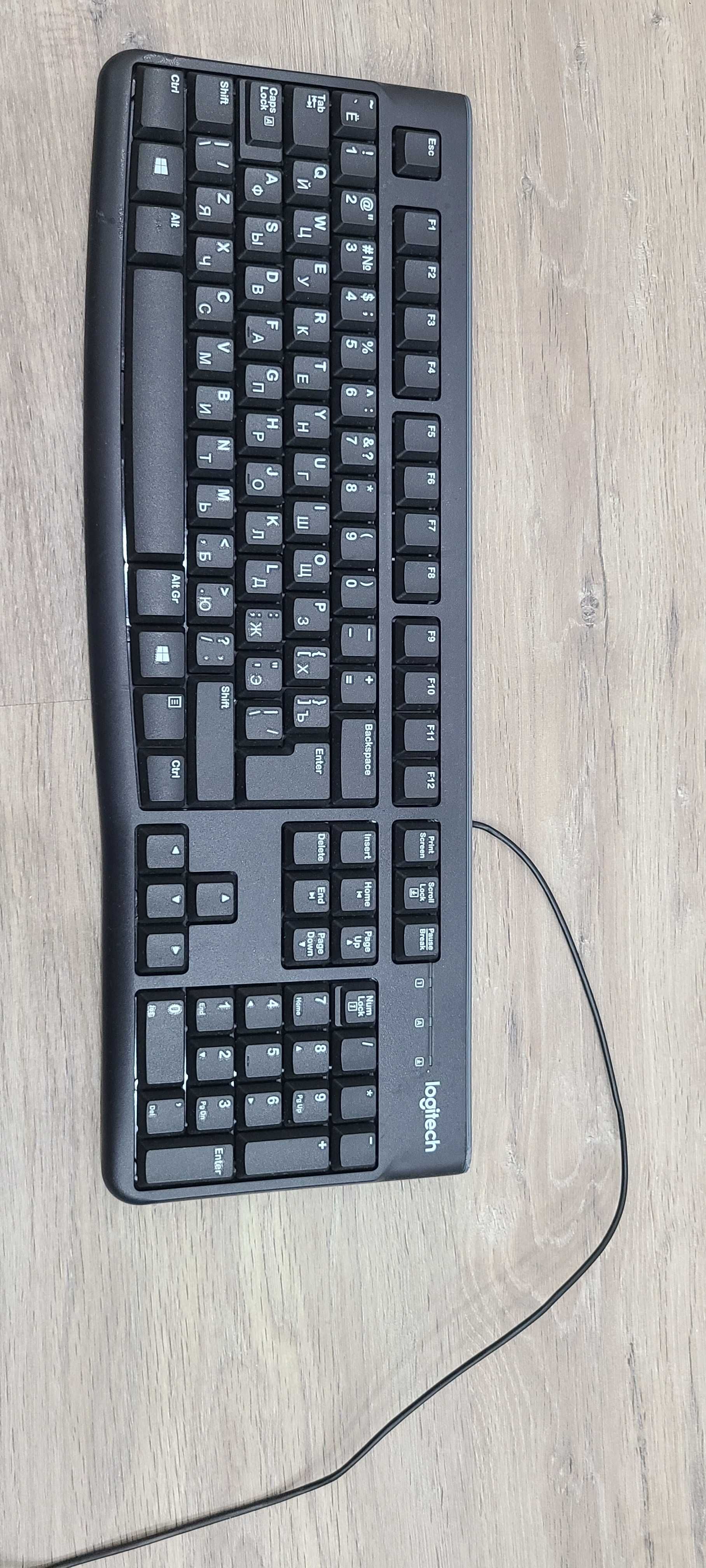 Teclado logitech QwErty