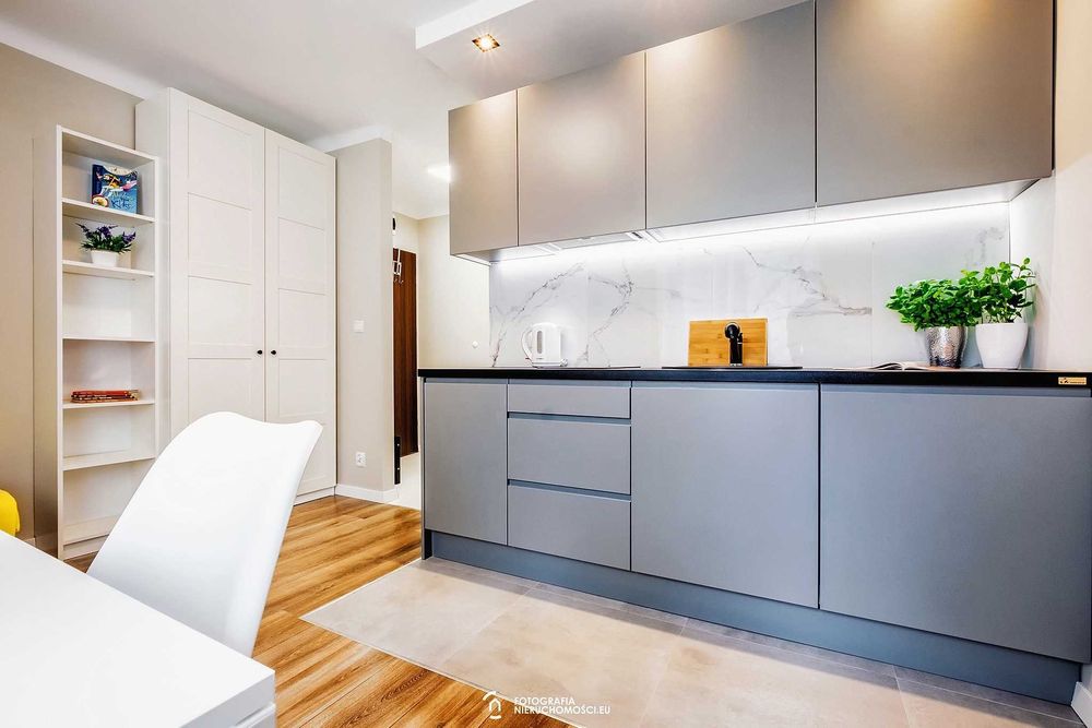 BATOREGO 3 - kawalerka do wynajęcia