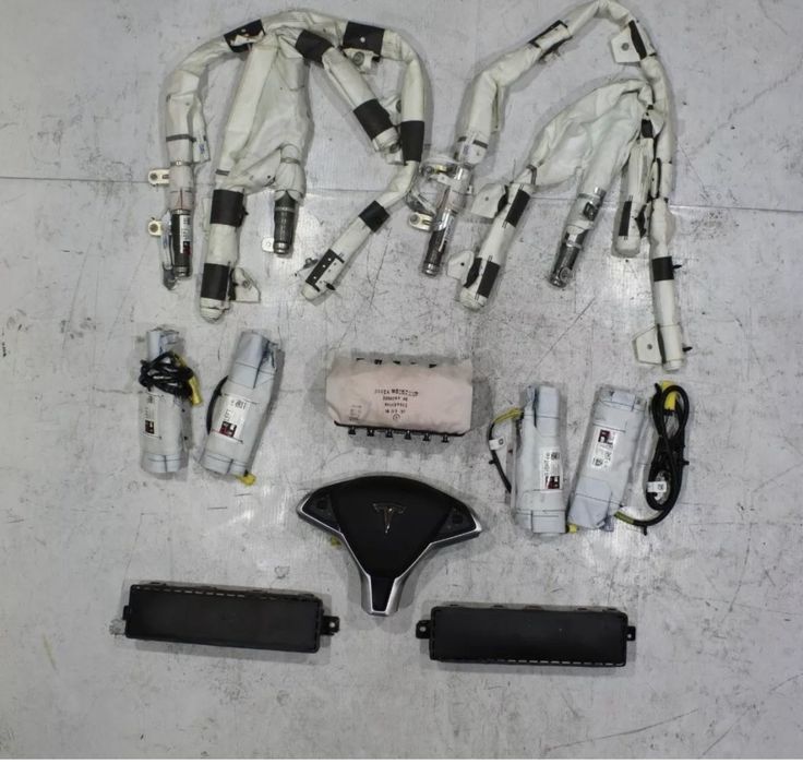 Срс  SRS Tesla rcm  рцм 1512876-00-E, 1512876-00-b, m3 my 3 , безпека