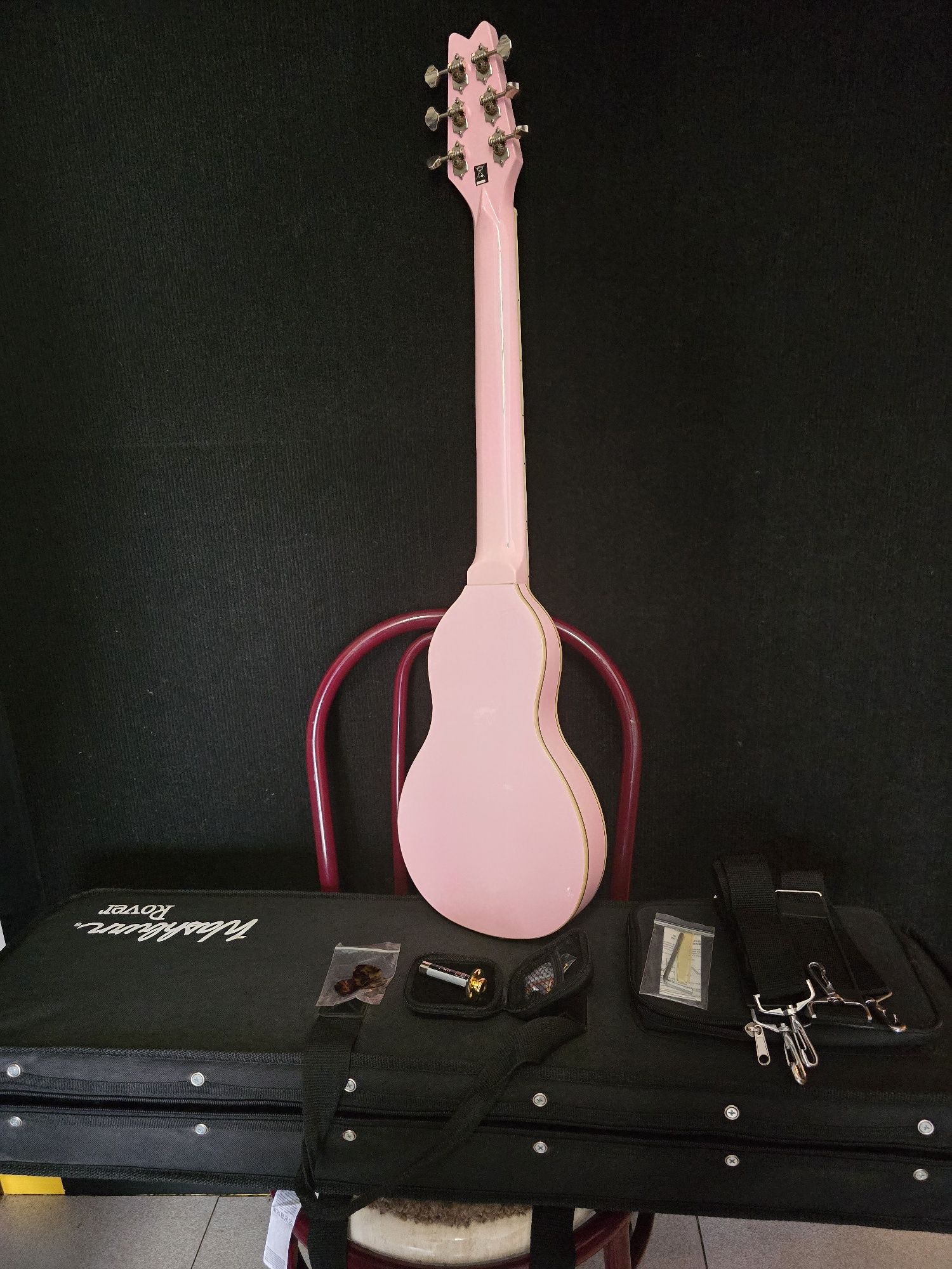 Violão Washburn Rover RO10 Travel Acoustic, excelente custo.