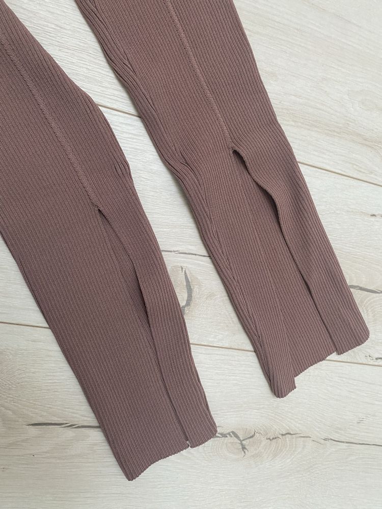 Spodnie /legginsy prążkowane S cappuccino Pinko