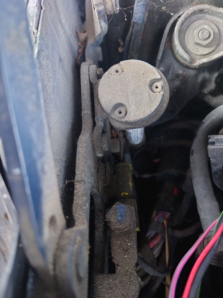 Maska zamki naboje BMW F10 f11 kolor a76