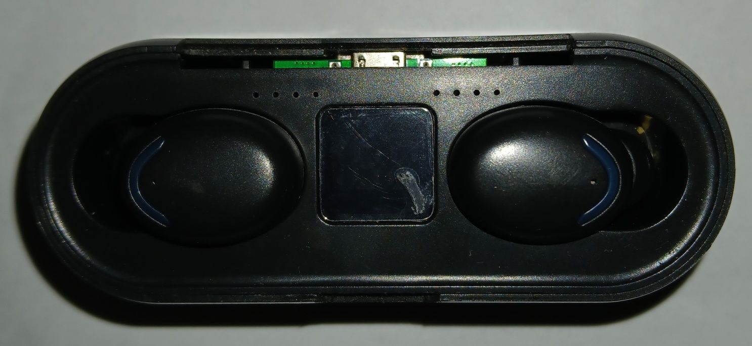 Słuchawki bluetooth z powerbank tanio sprzedam