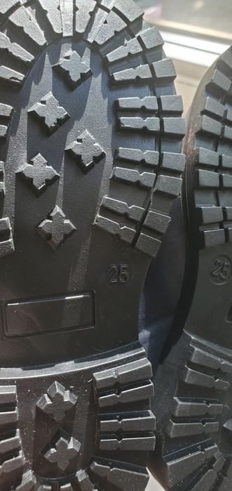 Чоботи зимові унісекс р 25