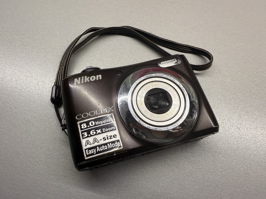 Aparat cyfrowy kompaktowy Nikon coolpix L21 piękny kawowy kolor