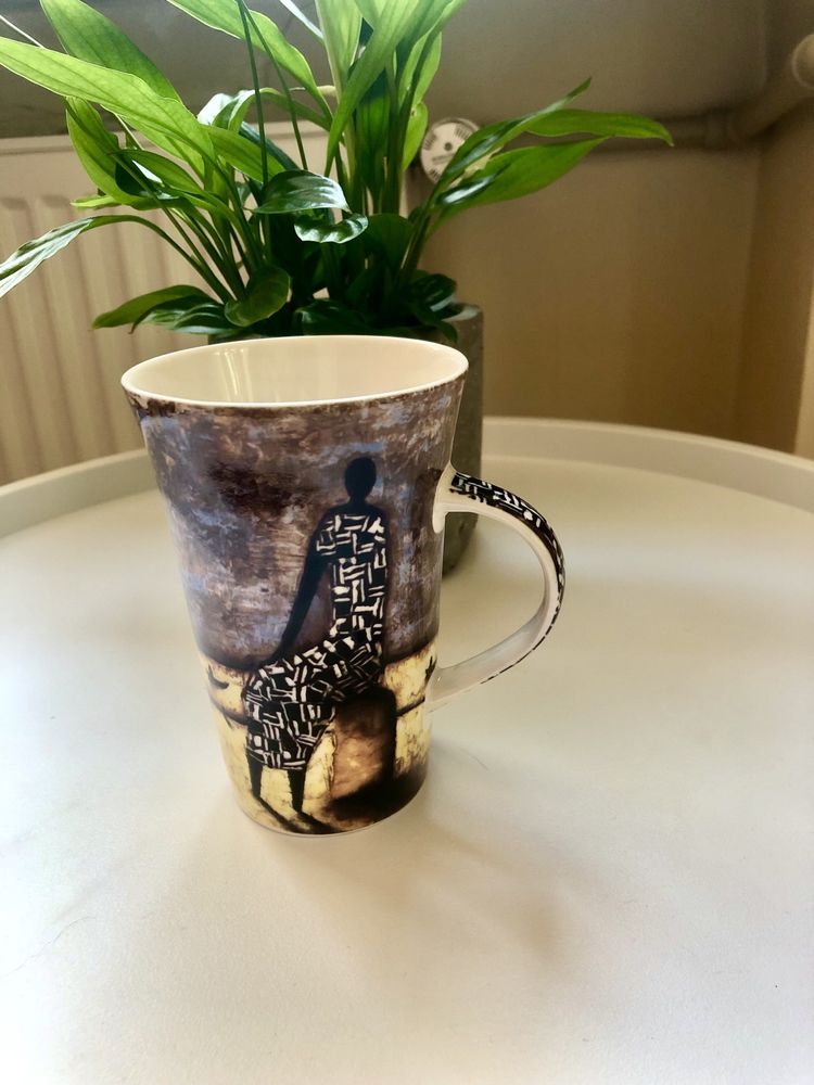 Porcelanowy kubek 390 ml - motywy afrykańskie