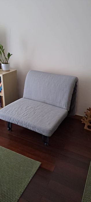 Sofá chaise longue e Poltrona