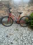 Specialized JETT 24 cale - waga 9.3kg - lekki jak Woom