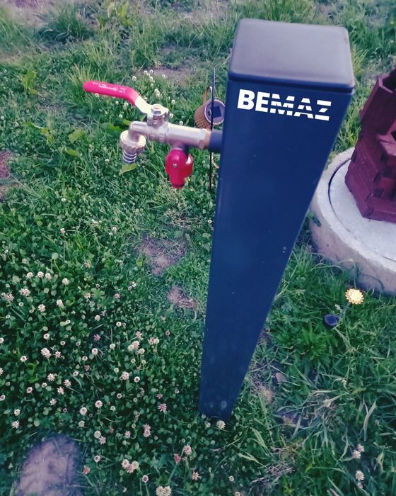 Kran ogrodowy na słupku