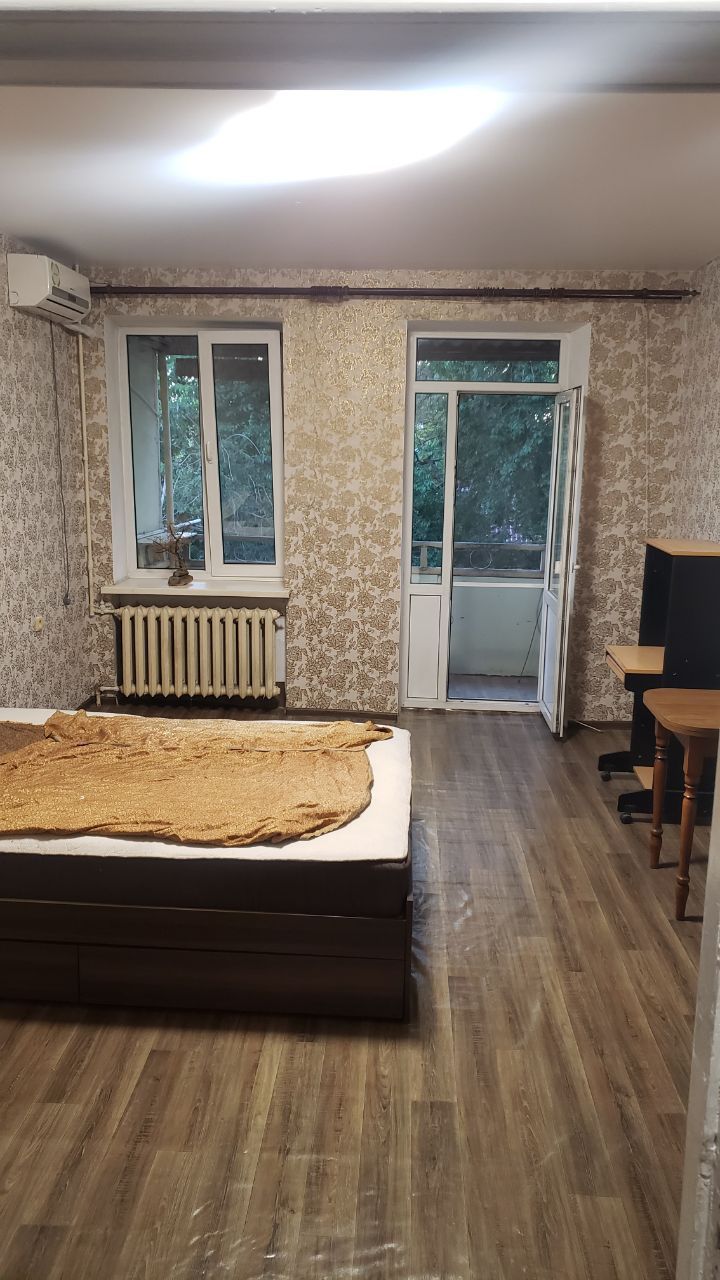 Продам 2 ком. квартиру на Балковской