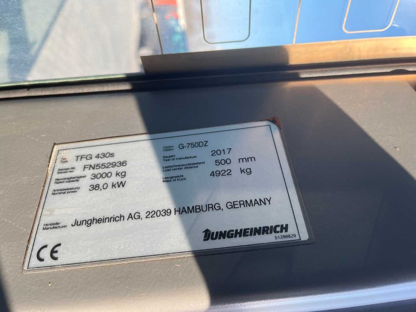 Wózek widłowy Jungheinrich TFG430s Triplex Kabina Pozycjoner2017/8981h