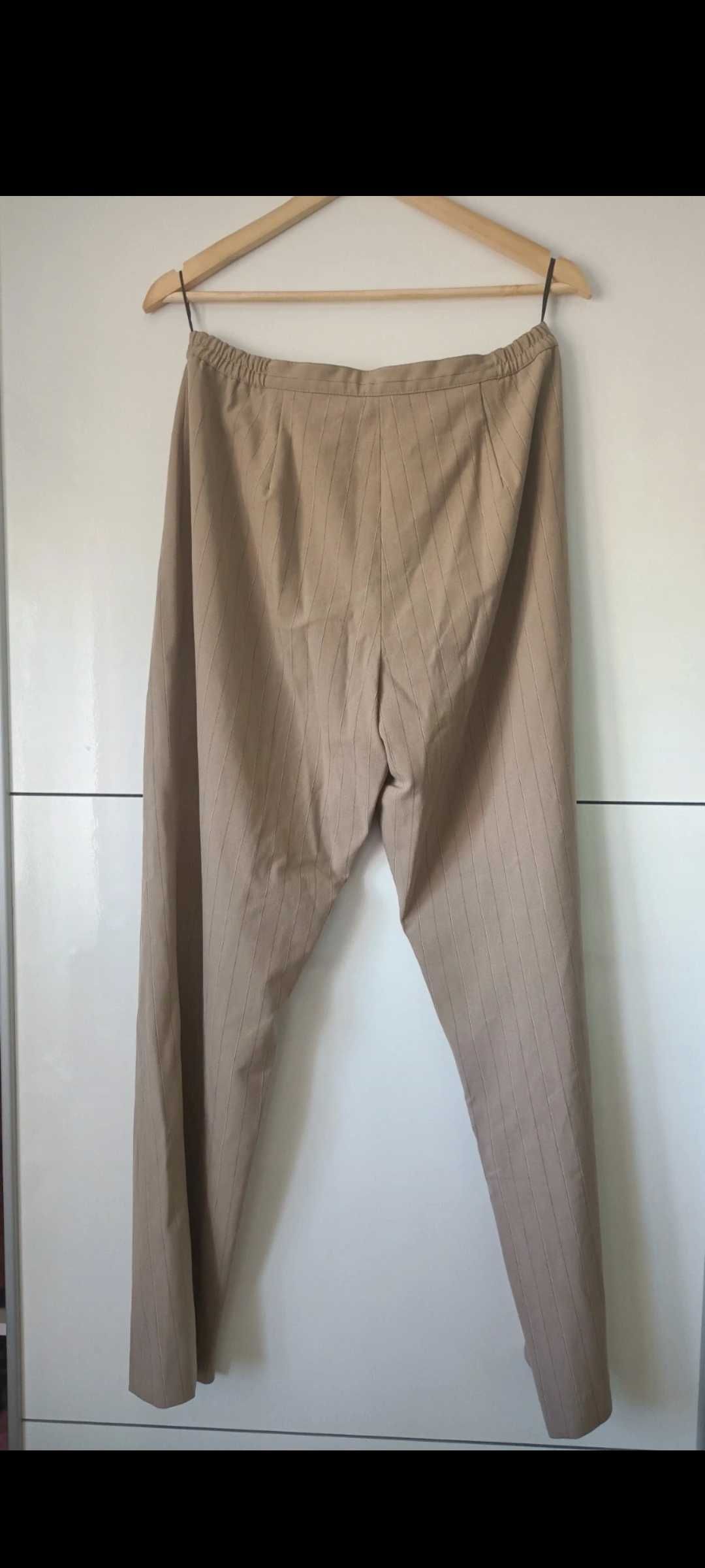 Klasyczne proste spodnie beżowe XXL