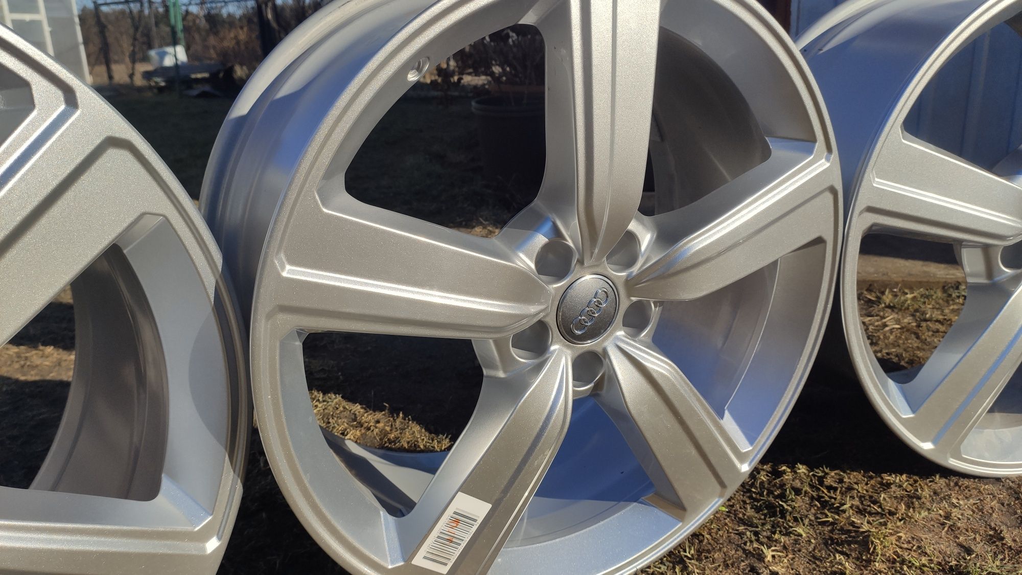 4 felgi aluminiowe Audi 20" 5x112 Et38 zdemontowane z nowego auta