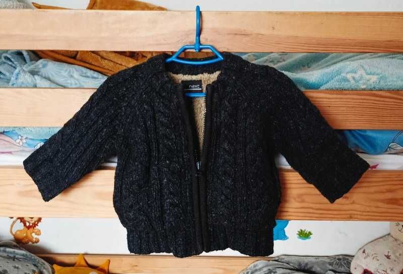 Ciepły sweter na futerku dla chłopca r. 68 Next