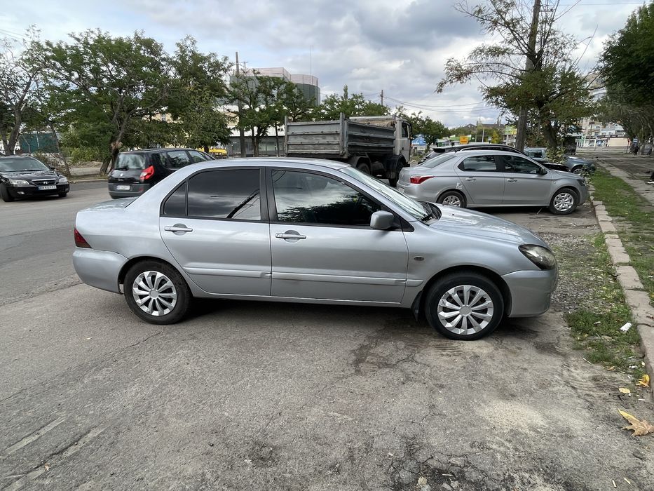 Продам Mitsubishi Lancer 9