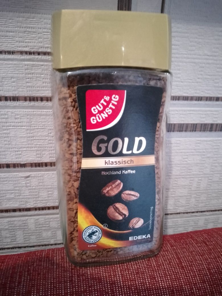 Кава розчинна  німецька Gold 100 г
