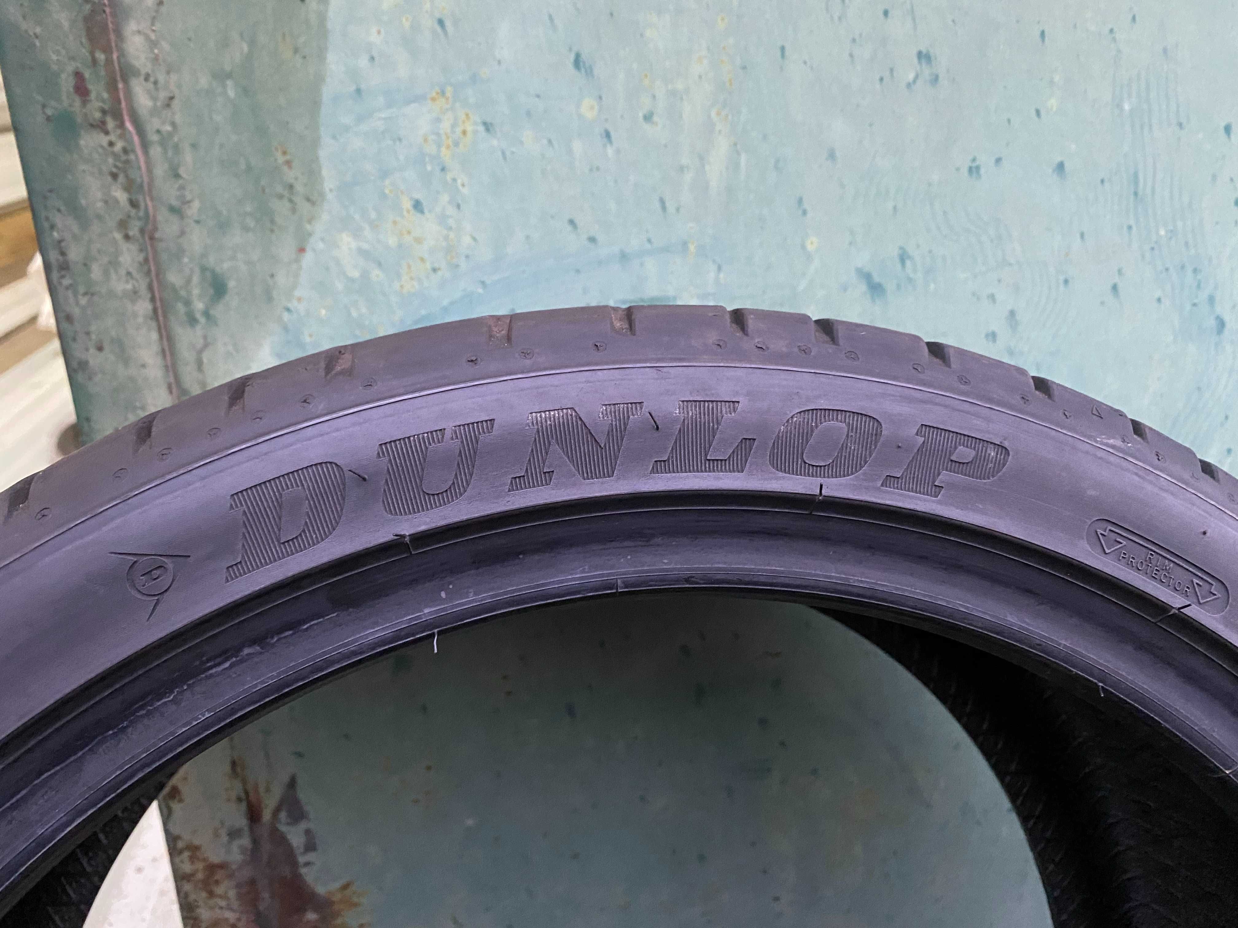 Продам резину 2 шт. Dunlop Sport Mass 225/40 R18  92 Y  4,5 мм