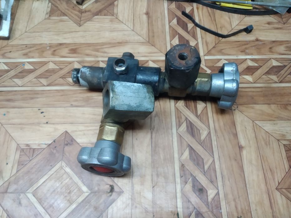 Продам комплект метанового ГБО