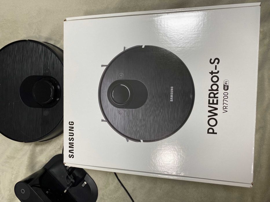 Робот-пилосос Samsung Powerbot-S VR 7700