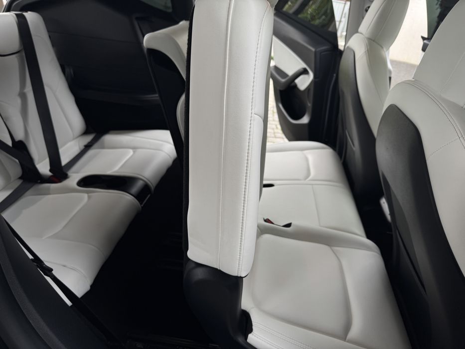 Tesla Y 2021р. Dual motor 82квт