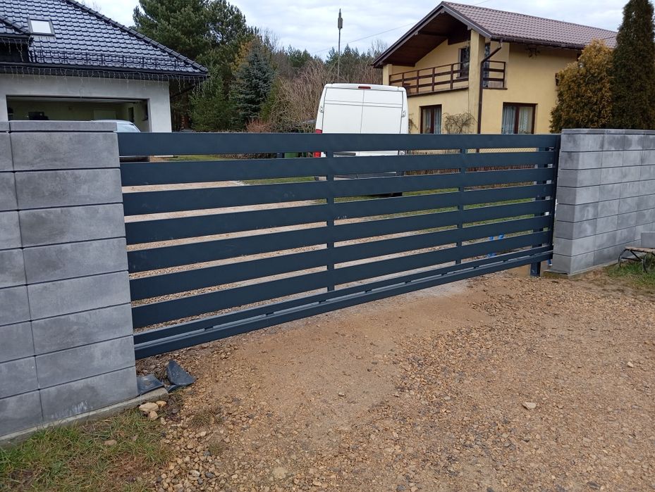 Brama wjazdowa przesuwna palisadowa 4.8 m ocynk ogniowy kolor antracyt