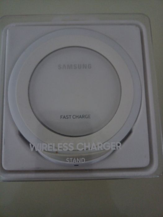 Бездротова зарядка Samsung