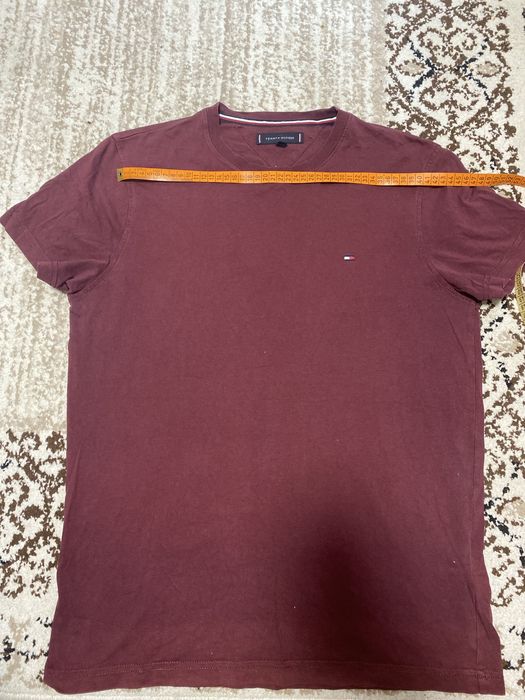 Продам чоловічу фудболку оригінальну Tommy Hilfiger