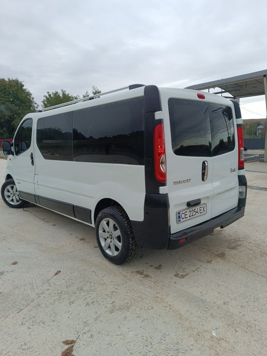 ТЕРМІНОВО Traffic 2.0 tdi 115 довга база