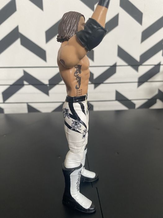 Figurka WWE AJ Styles