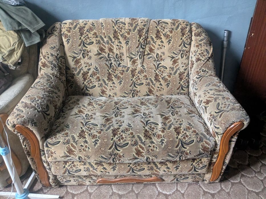 Продам диван малютка