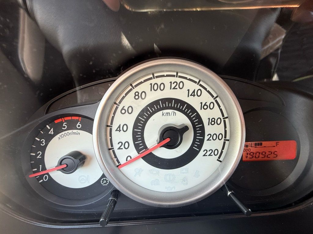 Mazda 2  1.4 D spalanie 4l