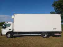 Mitsubishi Canter Fuso 9C18 Izoterma chłodnia Mroźnia 2019r SALON I wł Agregat Winda Automat 3.0  Mitsubishi Canter Fuso 9C18 3.0 180KM 2019r SALON Winda Mercedes ATEGO