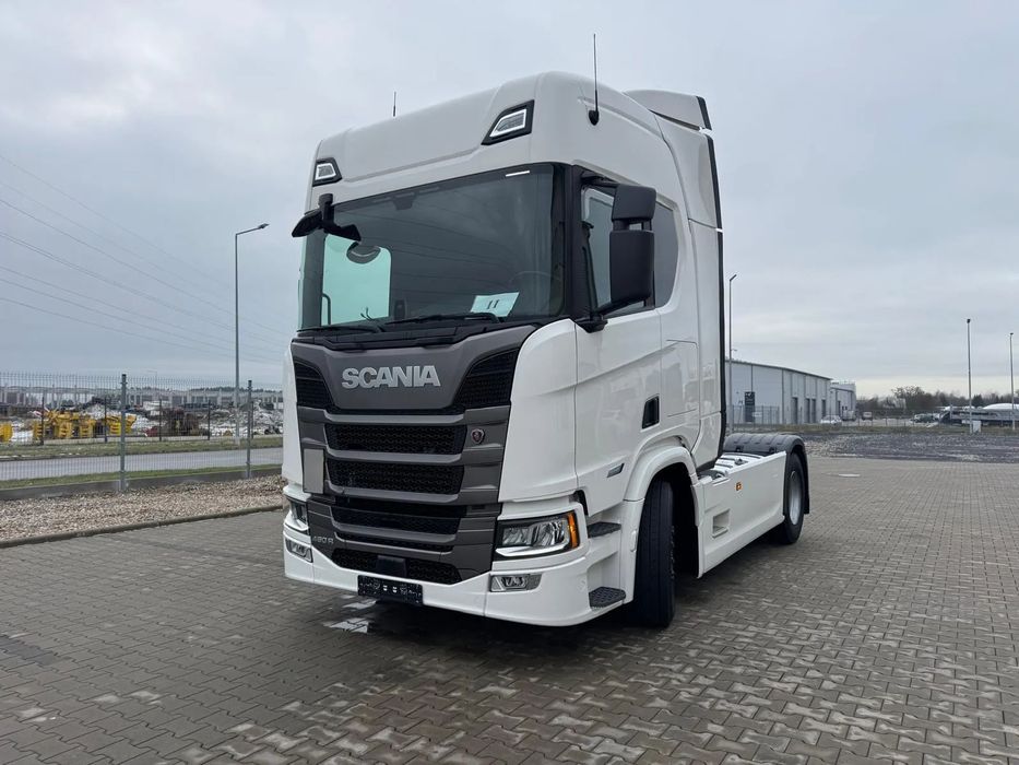 Scania R460/ 2024r/ 65000km/ KLIMA STACJONARNA/ NAVI/ SERWIS NIEMCY  R450/ FULL LEDY/ Osłony Międzyosiowe