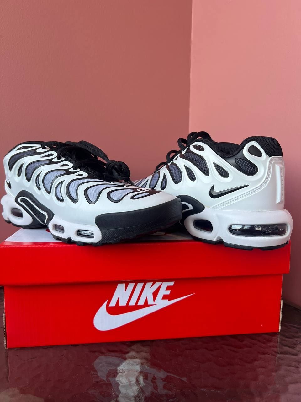 Кросівки Nike drift- топ-модель 

В наявності розміри 
43(27,5)