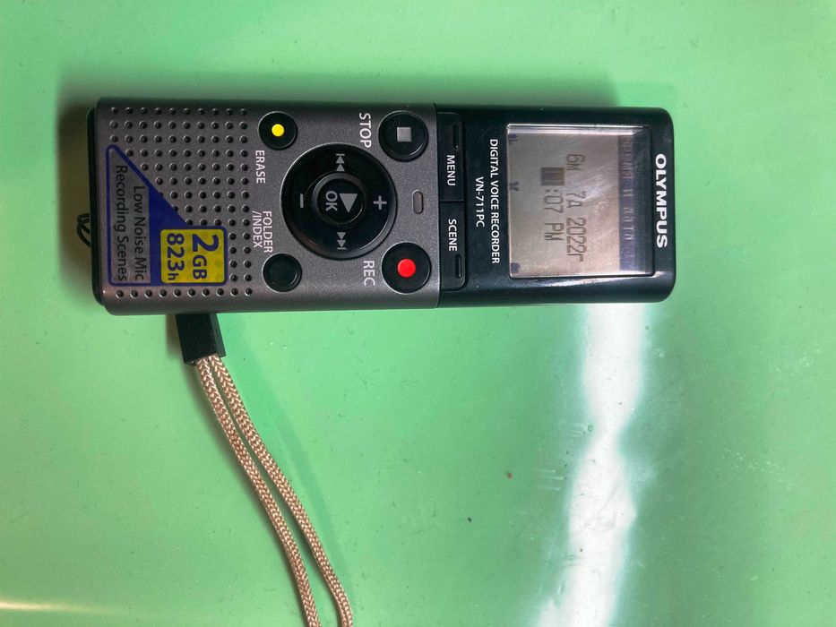 Диктофон Olympus VN-711PC 2GB Grey в идеале