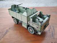 Model kartonowy ciężarówka wojskową Tatra. .