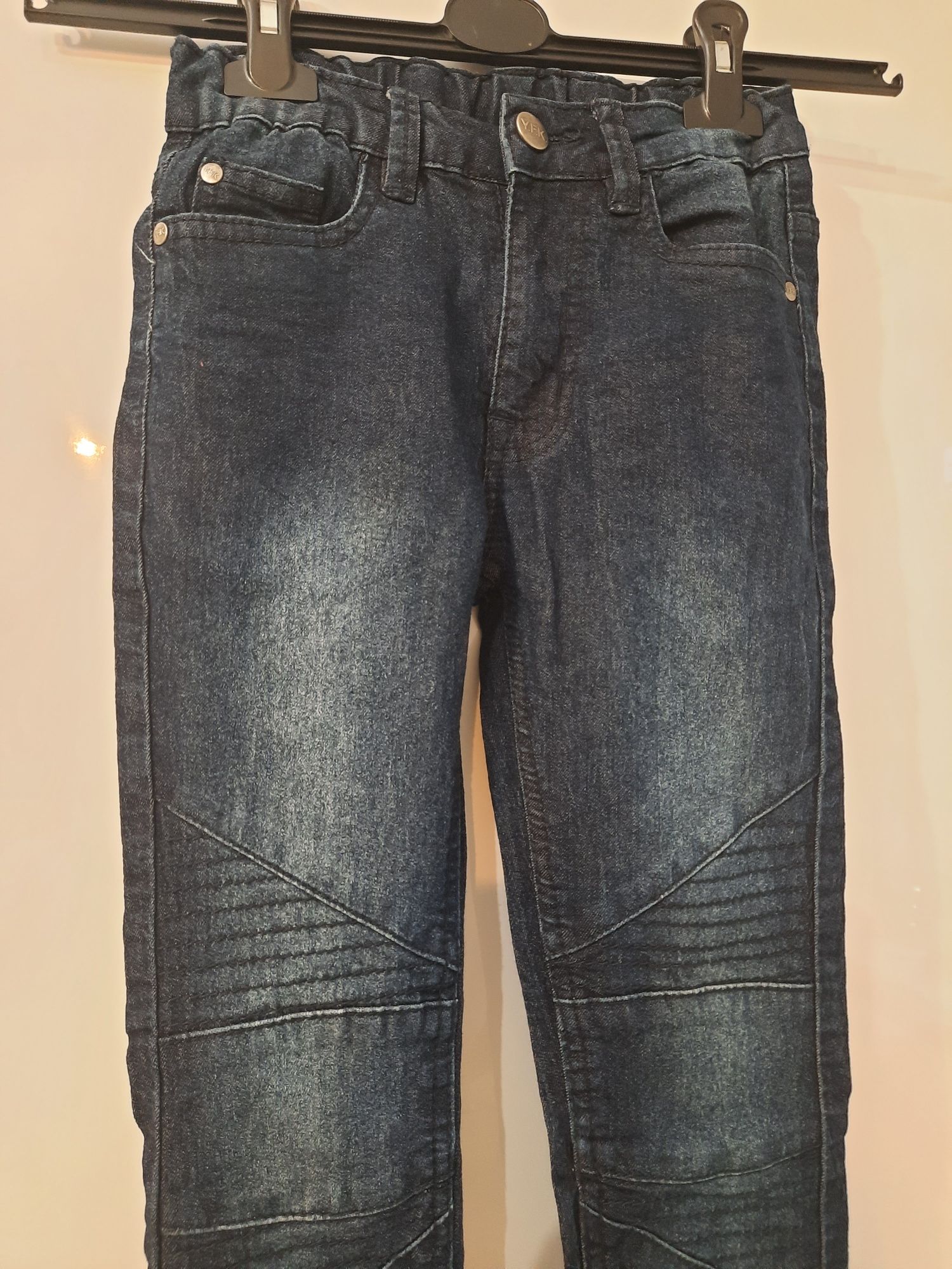 Dżinsowe spodnie dla chłopca na 8-9lat 134cm yfk