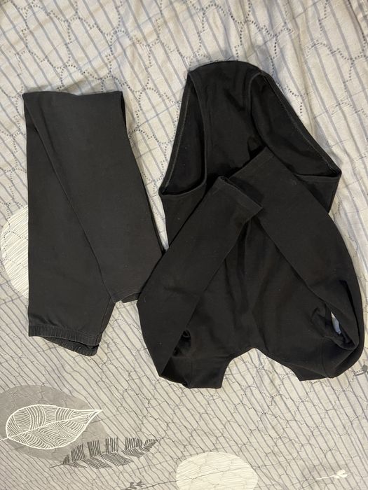 Костюми і лосіни для гімнастики