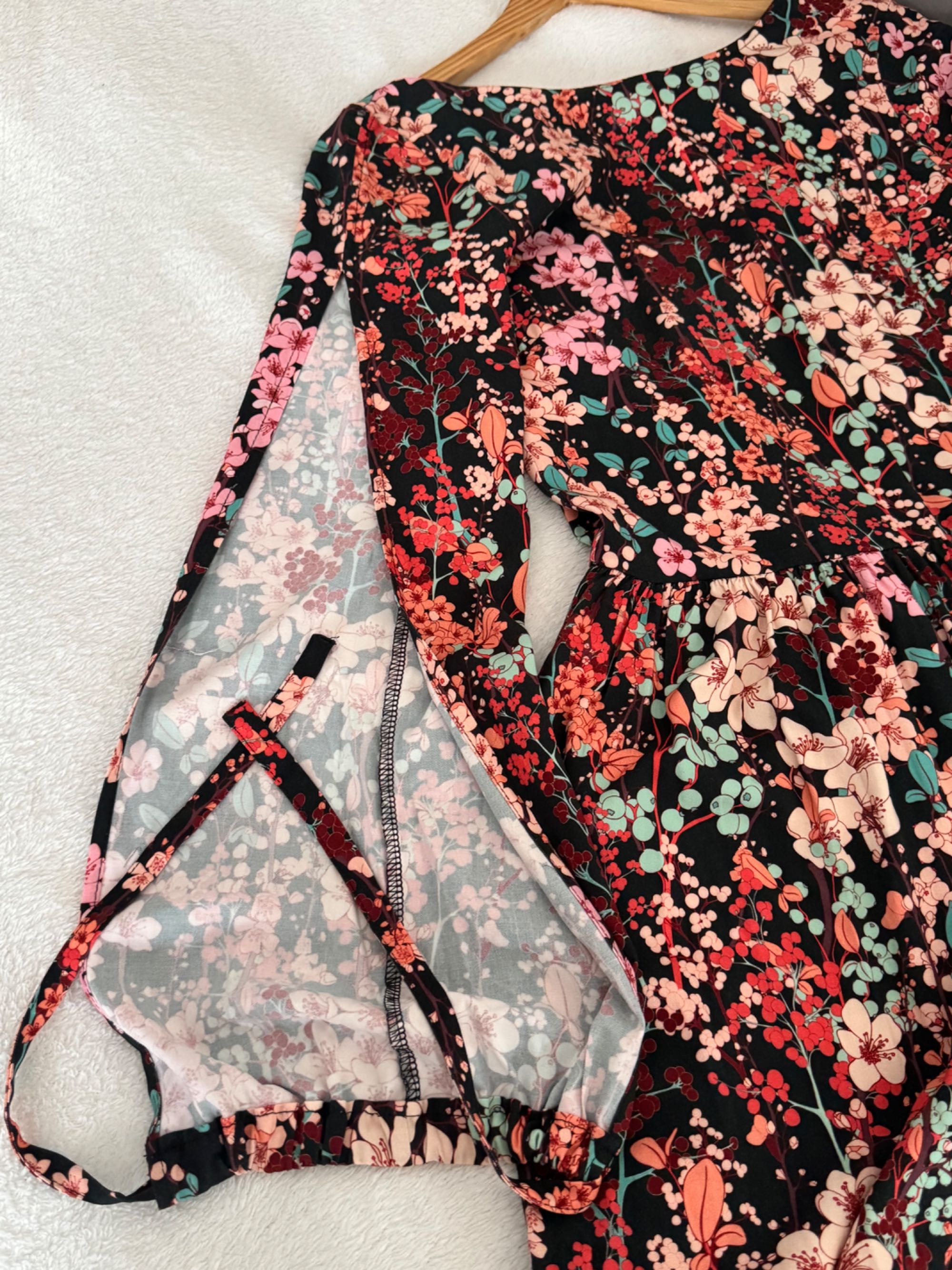NAOKO Sukienka Maxi z pękniętym rękawem rozmiar S styl boho